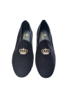 Black velvet closed slippers with crown