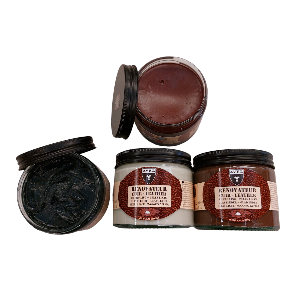 Renewing cream for leather sofas