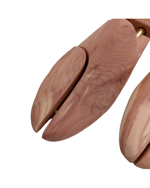 Full cedar shoe trees 2