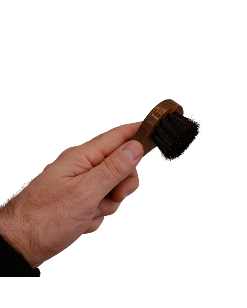 Horsehair polish spreader 2