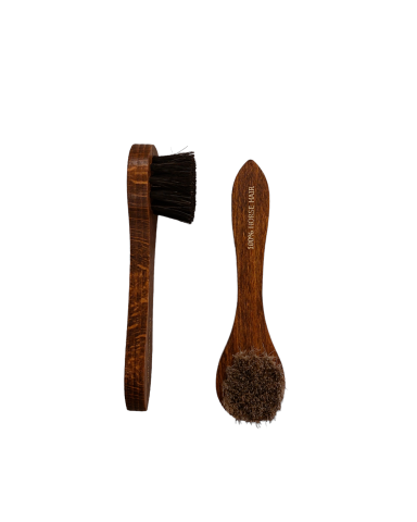 Horsehair polish spreader