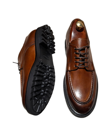 handcrafted footwear made in Italy