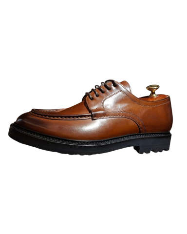handcrafted footwear made in Italy