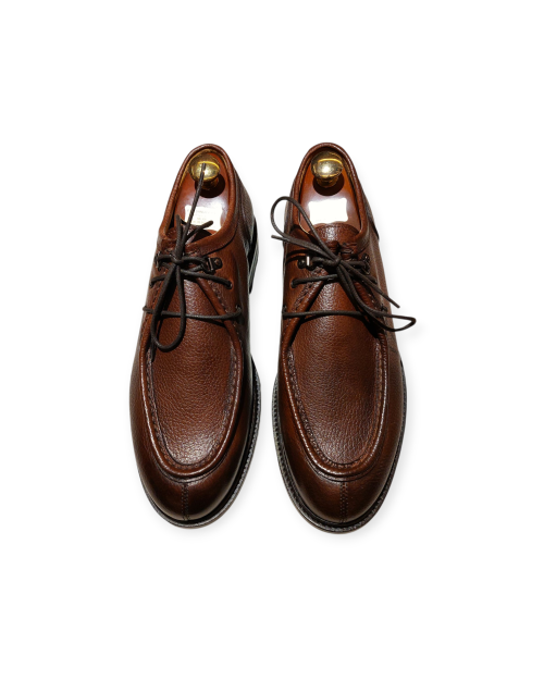 Calzature con allacciatura derby, in pelle con fondo roccia