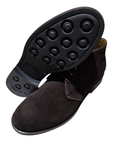 Suede ankle boots for winter